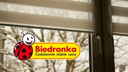 Rolety “dzień i noc” w Biedronce w niskiej cenie. Styl i funkcjonalność za grosze!