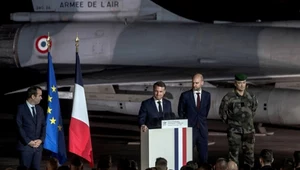 Dobry rok dla francuskich firm zbrojeniowych. Na zdj. są m.in. prezydent Francji Emmanuel Macron oraz francuski minister obrony Sébastien Lecornu