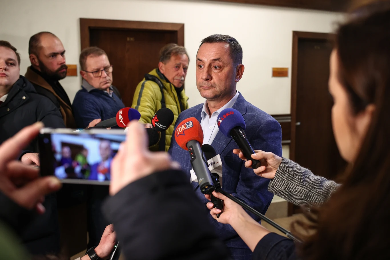 Janusz Szymik, ofiara księdza pedofila, dostał zadośćuczynienie w kwocie 400 tys. złotych Janusz Szymik, ofiara księdza pedofila, dostał zadośćuczynienie w kwocie 400 tys. złotych
