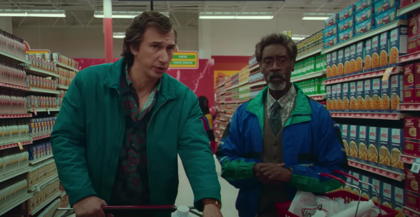 Kadr ze zwiastuna filmu "Biały szum" Kadr ze zwiastuna filmu "Biały szum"