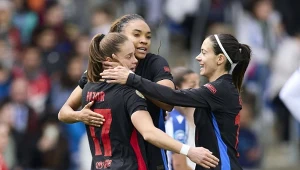 Ewa Pajor, Vicky Lopez i Aitana Bonmati