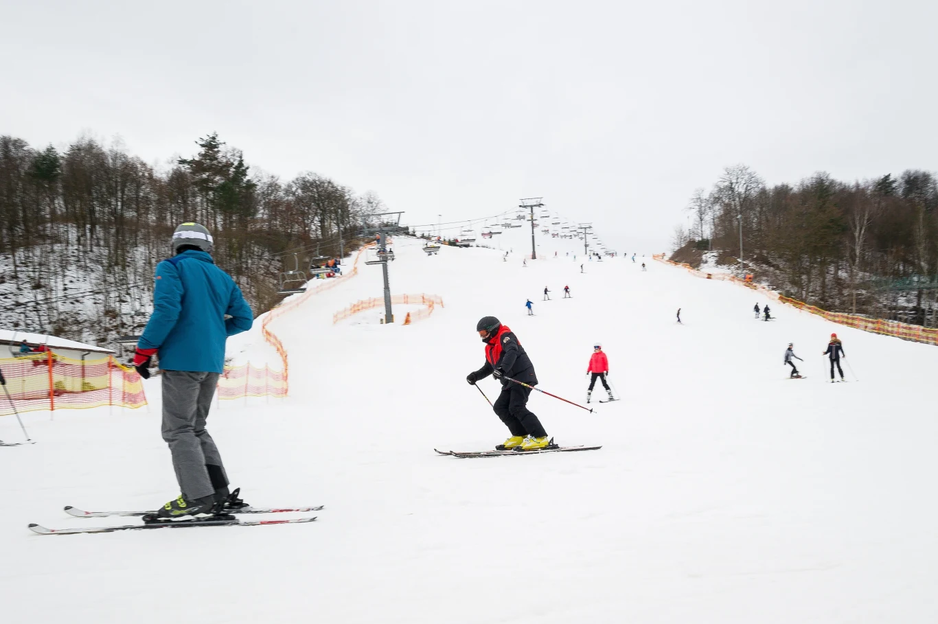 Gdzie na narty niedaleko Warszawy? Jest wiele interesujących miejsc, przez co nie trzeba jechać w daleko w Tatry. Gdzie na narty niedaleko Warszawy? Jest wiele interesujących miejsc, przez co nie trzeba jechać w daleko w Tatry.