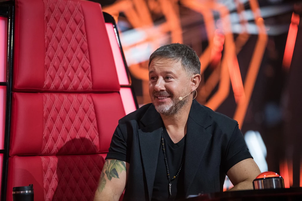 Andrzej Piaseczny zasiada w fotelu trenerskim "The Voice Senior"