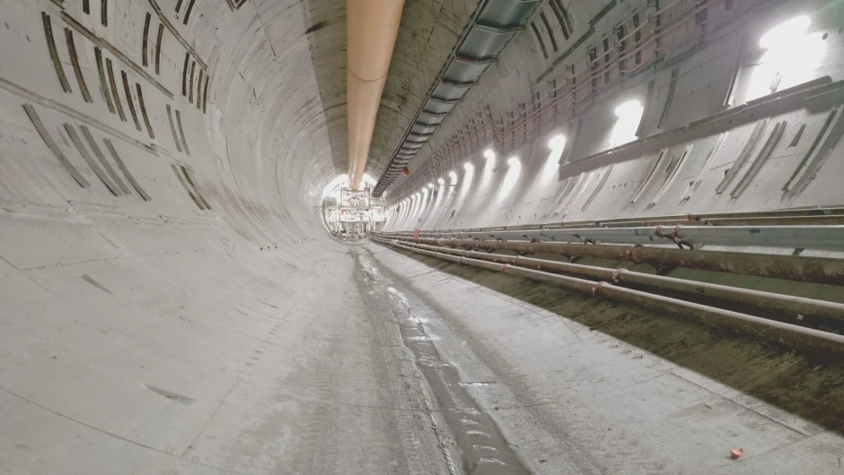 Tunel z trasy S19 przypomina obecnie sceny z filmów Gwiezdne Wojny.
