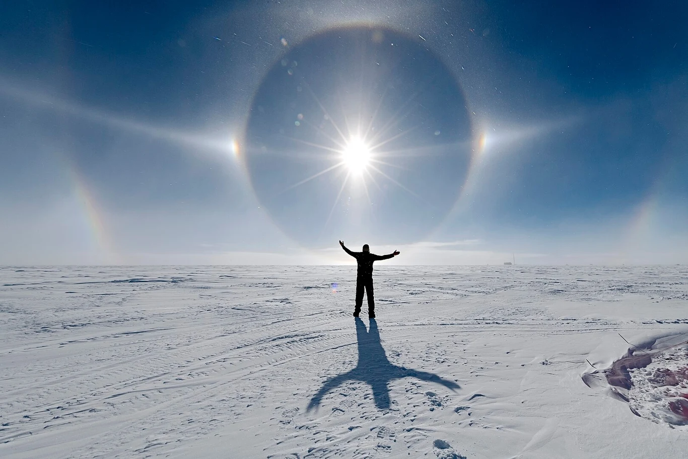 Antarktyka obejmuje Antarktydę i okalający ją Ocean Południowy, oraz położone na nim wyspy. Co wiesz o tych terenach? Antarktyka obejmuje Antarktydę i okalający ją Ocean Południowy, oraz położone na nim wyspy. Co wiesz o tych terenach?