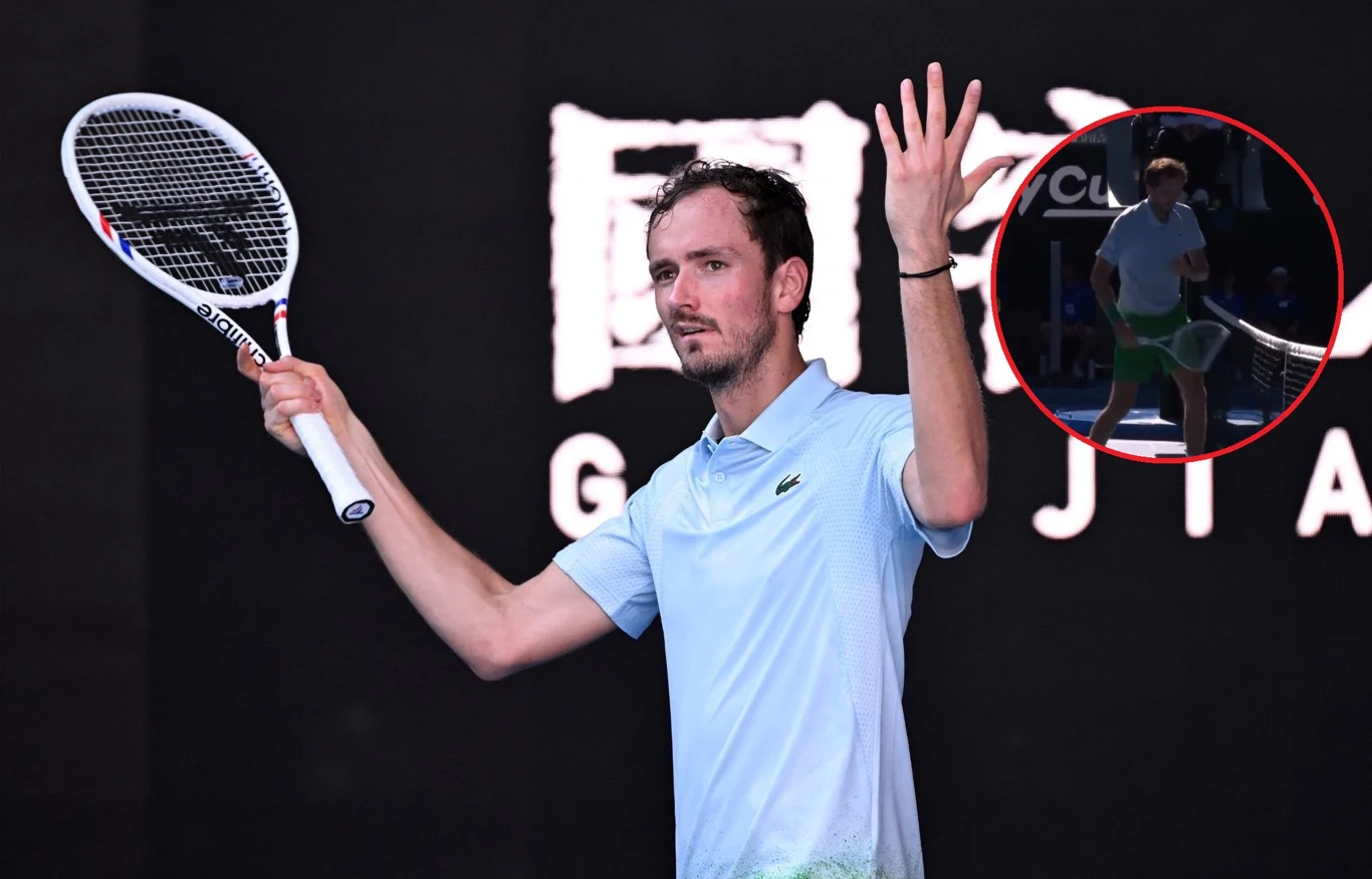 Daniił Miedwiediew niszczy rakietę i kamerę na siatce podczas Australian Open