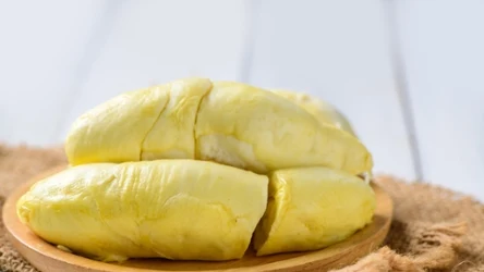 Egzotyczny owoc ma kremową konsystencję i pyszny smak. Jedyny minus to zapach.