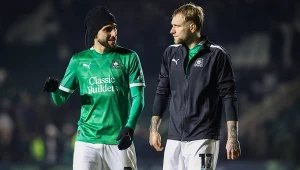 Świetny debiut w wykonaniu Tymoteusza Puchacza. Polak błysnął w Anglii