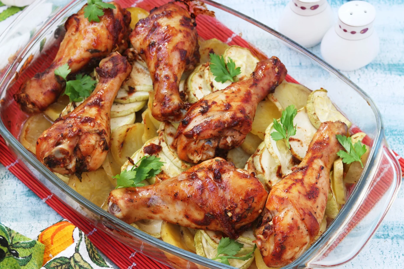 Szybki obiad z piekarnika z kurczakiem Szybki obiad z piekarnika z kurczakiem