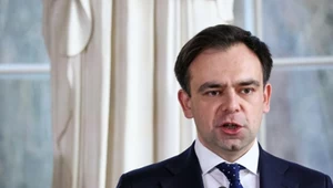Minister finansów Andrzej Domański uważa, że PKW ma konstytucyjny obowiązek wyjaśnienia wątpliwości wydawanych rozstrzygnięć. Chodzi o wypłatę pieniędzy dla PiS