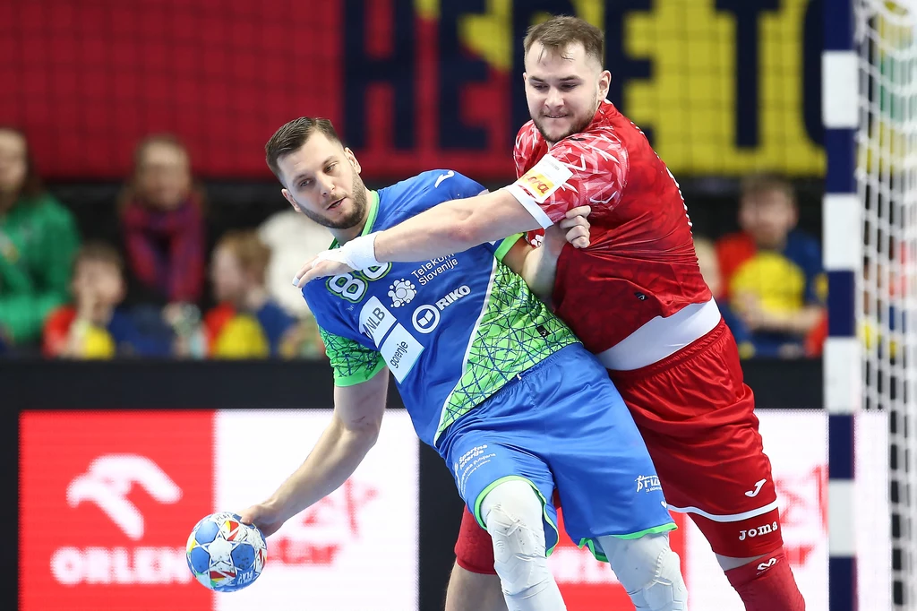 Bartłomiej Bis (z prawej) nie zagra w meczu z Niemcami. To decyzja Marcina Lijewskiego