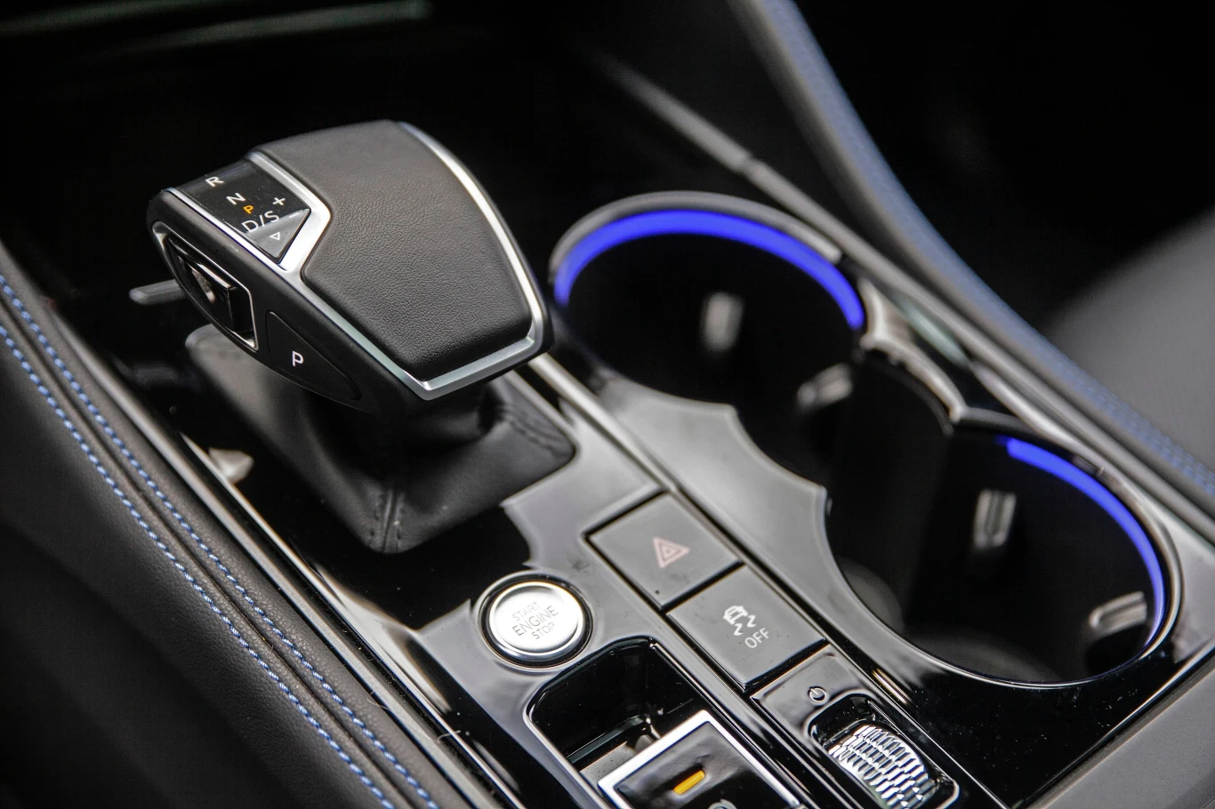 8-biegowa skrzynia automatyczna bardzo sprawnie zmienia przełożenia