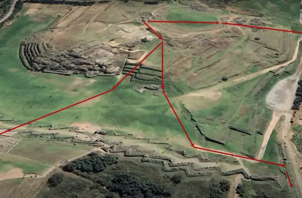 W Peru odkryto sieć podziemnych tuneli. Rozciągają się między kluczowymi dla Inków miejscami w Cuzco. W Peru odkryto sieć podziemnych tuneli. Rozciągają się między kluczowymi dla Inków miejscami w Cuzco.