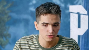 Antoni Sztaba na konferencji prasowej serialu "Przesmyk"