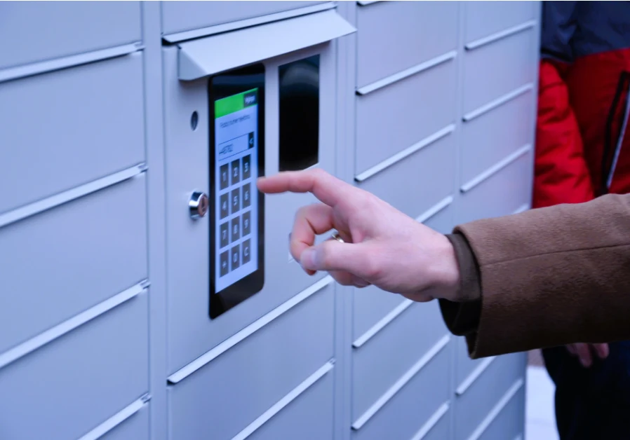 Kod PIN niezbędny do odbioru dokumentu z urzędomatu wysłany zostanie w wiadomości SMS Kod PIN niezbędny do odbioru dokumentu z urzędomatu wysłany zostanie w wiadomości SMS