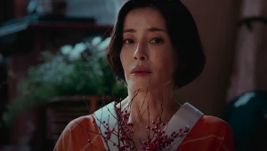 Miyazawa Rie jako Tsunako w serialu "Asura"