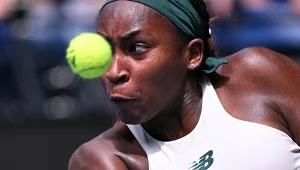 Coco Gauff przegrała w końcu seta, ale nadal w sezonie 2025 jest niepokonana