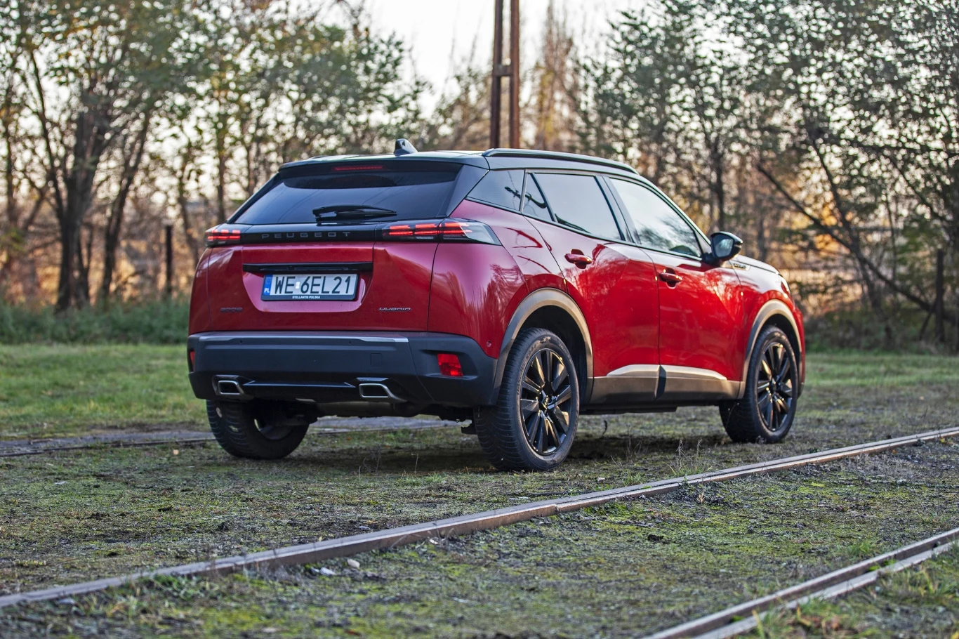 Modernizacja odświeżyła z tyłu jedynie wygląd świateł 2008 Modernizacja odświeżyła z tyłu jedynie wygląd świateł 2008