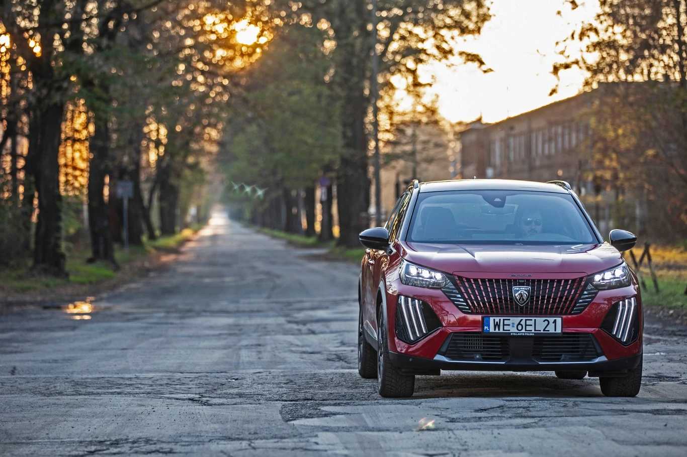 Peugeot 2008 GT Hybrid 136 eDSC6 Peugeot 2008 GT Hybrid 136 eDSC6