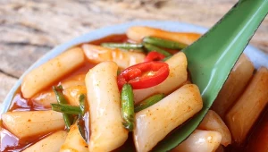 Wyśmienite kluski, lepsze od kopytek. W ostrym sosie są najsmaczniejsze