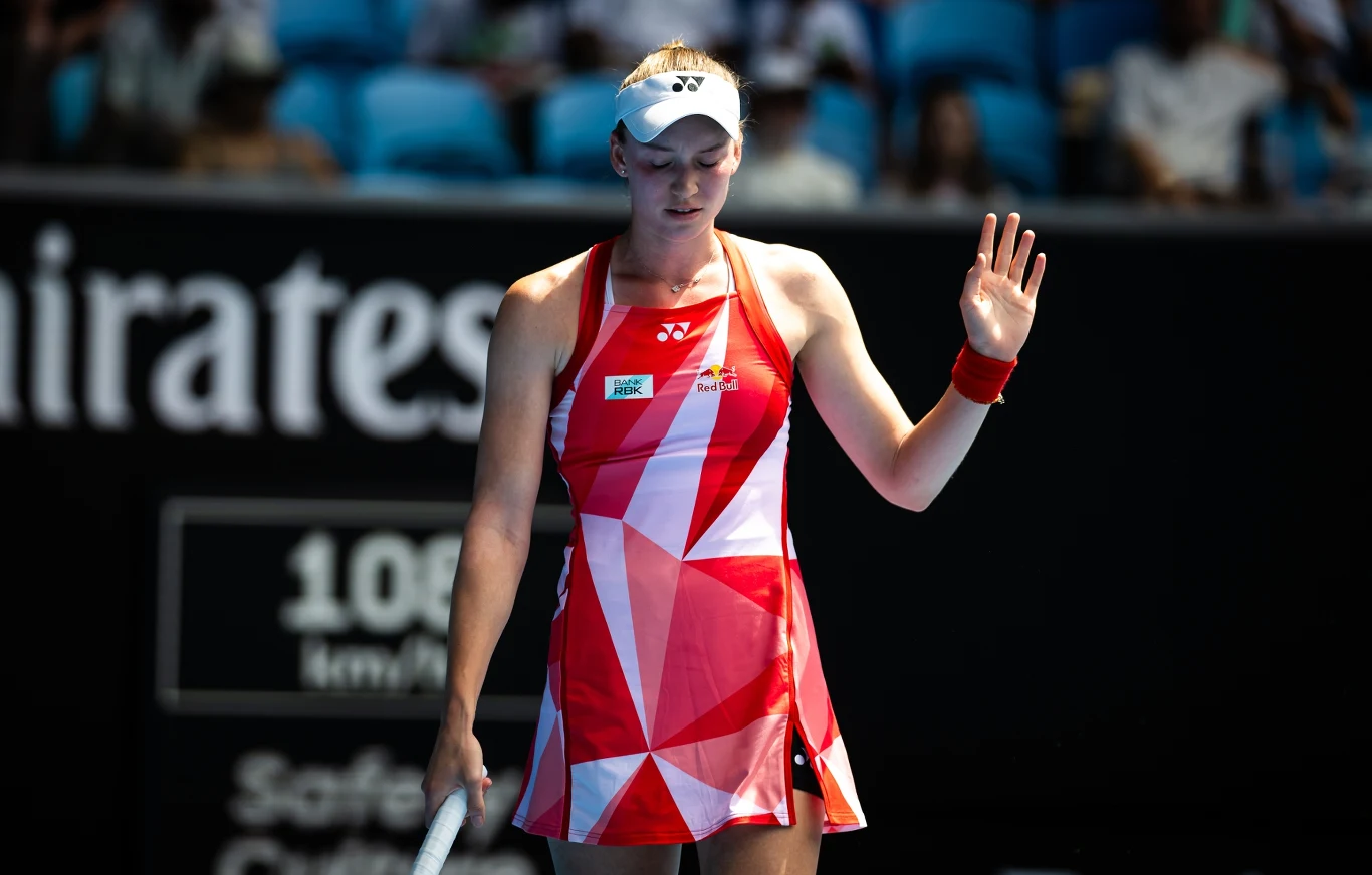 Jelena Rybakina otworzyła się w temacie zawieszenia jej trenera przez WTA Jelena Rybakina otworzyła się w temacie zawieszenia jej trenera przez WTA