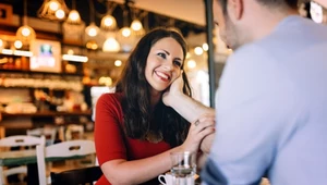 To największy flirciarz wśród wszystkich znaków zodiaku. Jak mu się oprzeć?