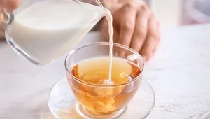 Pij szklankę dziennie, by zmniejszyć ryzyko raka. Odkryto ważne działanie