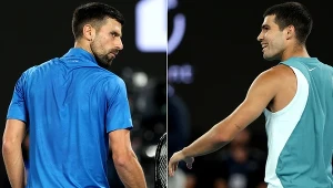 Novak Djoković (z lewej) i Carlos Alcaraz na Rod Laver Arena