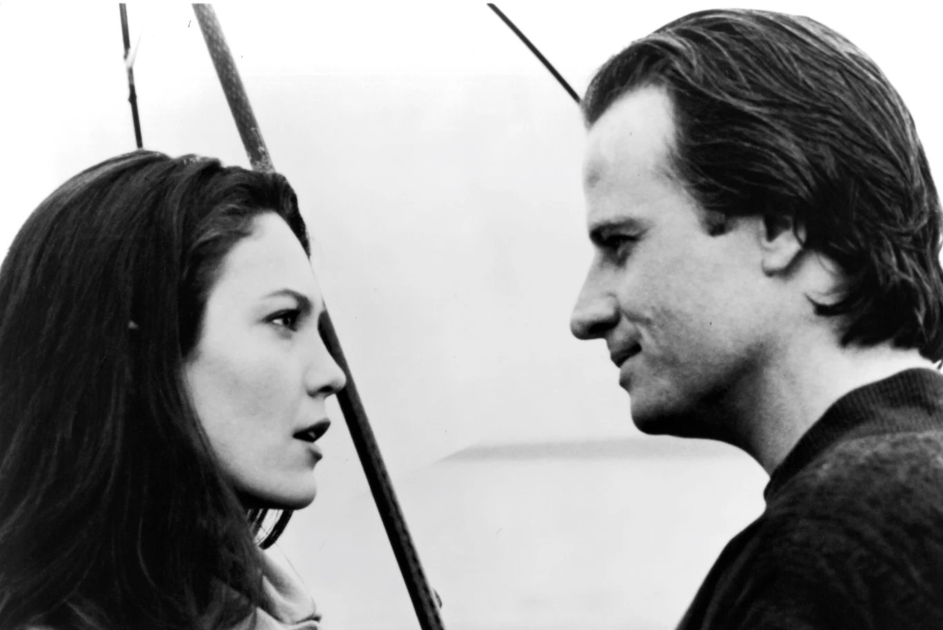 Diane Lane i Christopher Lambert w filmie "Mordercza rozgrywka" (1992)