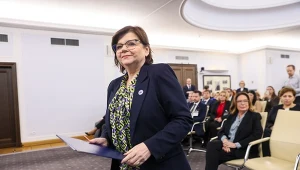 E-papierosy niedostępne dla młodzieży. Szefowa MZ Izabela Leszczyna zabrała głos w sprawie