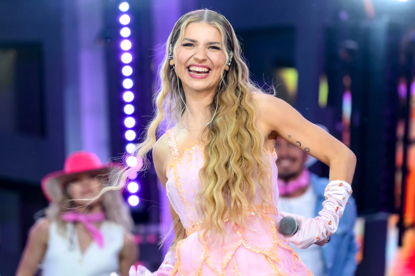 Julia Żugaj podczas Sylwestrowej Mocy Przebojów 2024 w Toruniu Julia Żugaj podczas Sylwestrowej Mocy Przebojów 2024 w Toruniu