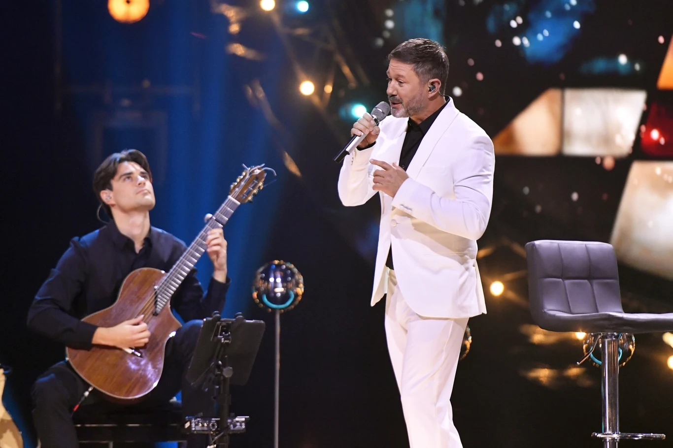 Kacper Dworniczak i Andrzej Piaseczny na scenie Kacper Dworniczak i Andrzej Piaseczny na scenie