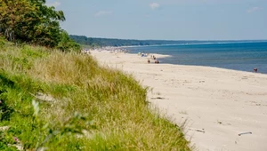 Tajemnicze odkrycie przy wejściu na plażę w Lubiatowie