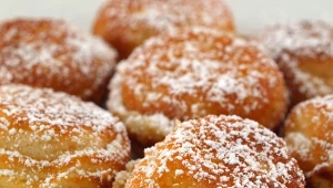 Drożdżowe racuchy z przepisu mojej babci. Zrób, by przypomnieć sobie smak dzieciństwa