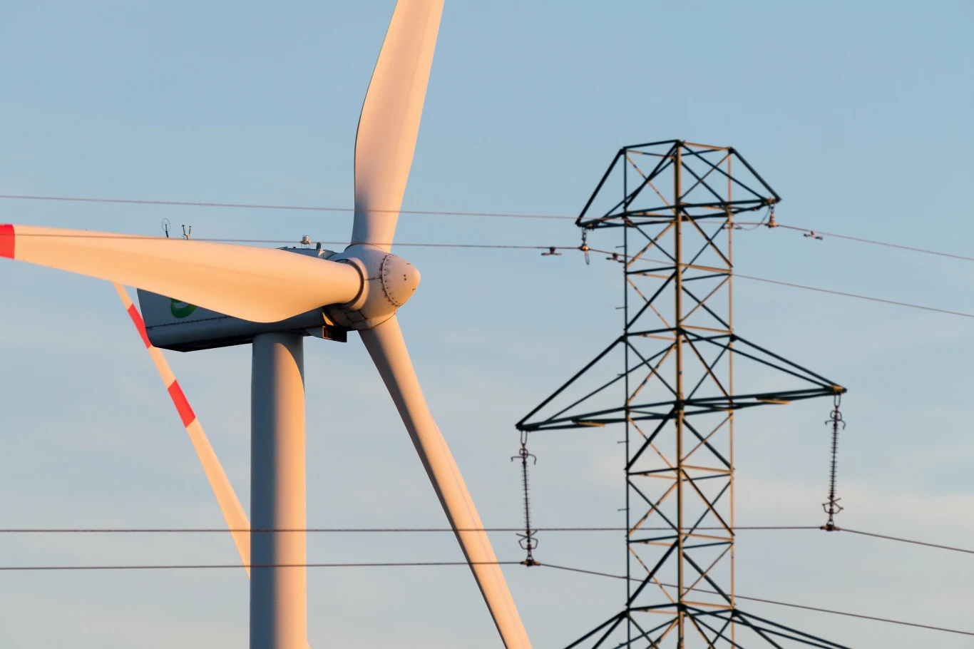 W gminie Dobrzyca miał stanąć wiatrak. Konstrukcja wzbudziła jednak podejrzenia projektantów i zostanie rozebrana W gminie Dobrzyca miał stanąć wiatrak. Konstrukcja wzbudziła jednak podejrzenia projektantów i zostanie rozebrana