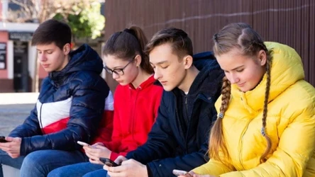 Na zamówienie rządu Hiszpanii powstał 250-stronicowy raport, który rzuca nowe światło na problem negatywnego wpływu technologii cyfrowych na dzieci i nastolatków. Znalazły się w nim konkretne wnioski i wskazówki 