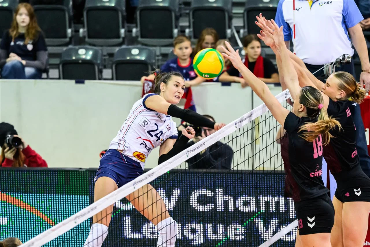 Paulina Damaske, przyjmująca Budowlanych Paulina Damaske, przyjmująca Budowlanych