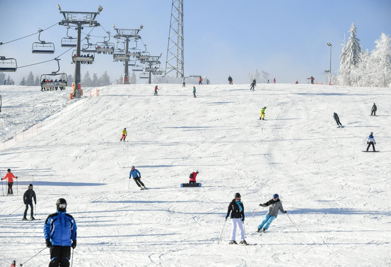 Ośrodek Narciarski Kotelnica Białczańska to jeden z bardziej lubianych ośrodków w całej Polsce. Ośrodek Narciarski Kotelnica Białczańska to jeden z bardziej lubianych ośrodków w całej Polsce.