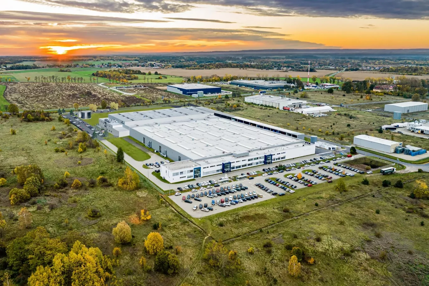 Motoryzacyjny gigant inwestuje w Polsce. Wkrótce nowe miejsca pracy Motoryzacyjny gigant inwestuje w Polsce. Wkrótce nowe miejsca pracy