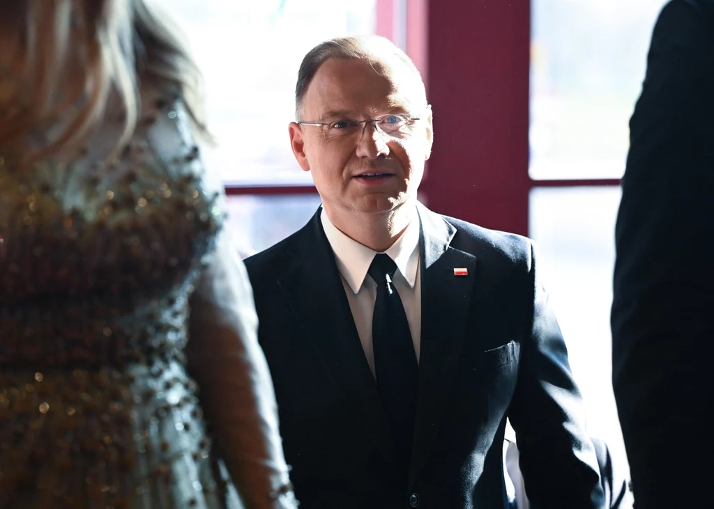 Prezydent RP Andrzej Duda jest w Krakowie sąsiadem byłego zawodnika MMA, Tomasza Drwala Prezydent RP Andrzej Duda jest w Krakowie sąsiadem byłego zawodnika MMA, Tomasza Drwala
