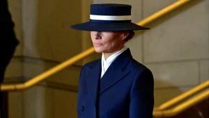 Stylistka komentuje strój Melanii Trump. "Rozbiła bank"