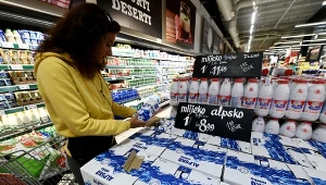 W Chorwacji w piątek trwa bojkot supermarketów w obywatelskim proteście przeciw drożyźnie. Na zdj. wielkopowierzchniowy sklep w Zagrzebiu w 2022 roku, gdy Chorwaci przygotowywali się do przyjęcia wspólnej waluty