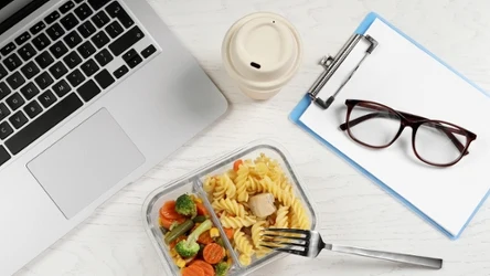 Jak przygotować szybki i smaczny lunchbox do pracy?