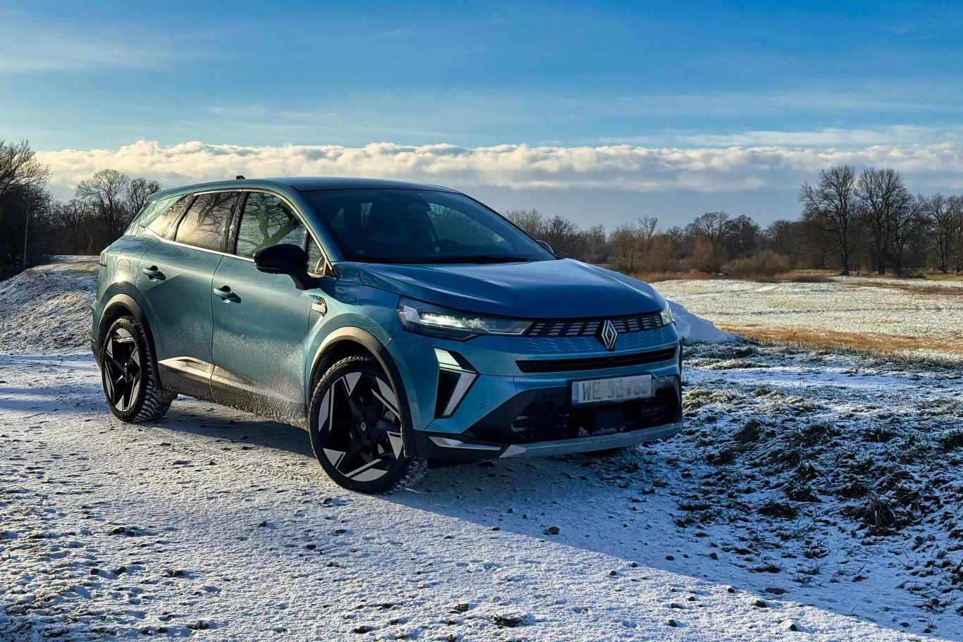 W wersji iconic Renault Symbioz wyjeżdża z salonu na 19-calowych obręczach