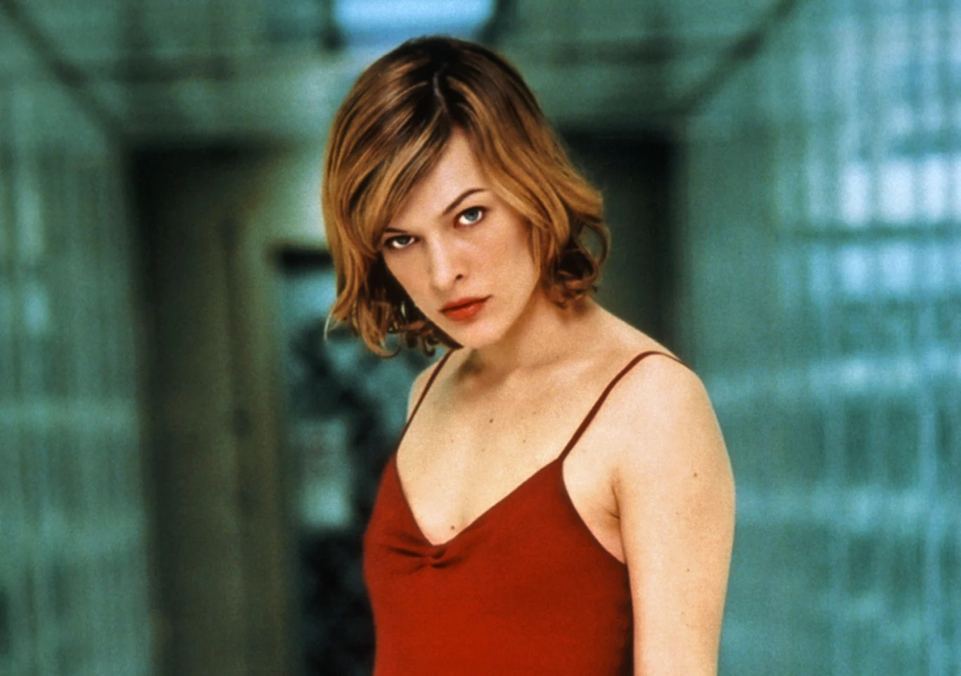 Milla Jovovich w pierwszej części cyklu "Resident Evil" Milla Jovovich w pierwszej części cyklu "Resident Evil"