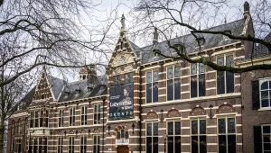 Zuchwałe włamanie do muzeum Drents w Assen w Holandii. Łupem złodziei padły archeologiczne skarby