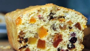 Przepis na najlepszy keks pod słońcem. Wychodzi miękki i wilgotny dzięki temu składnikowi