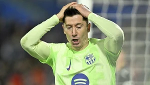 Robert Lewandowski w trykocie FC Barcelona podczas meczu La Liga z Getafe