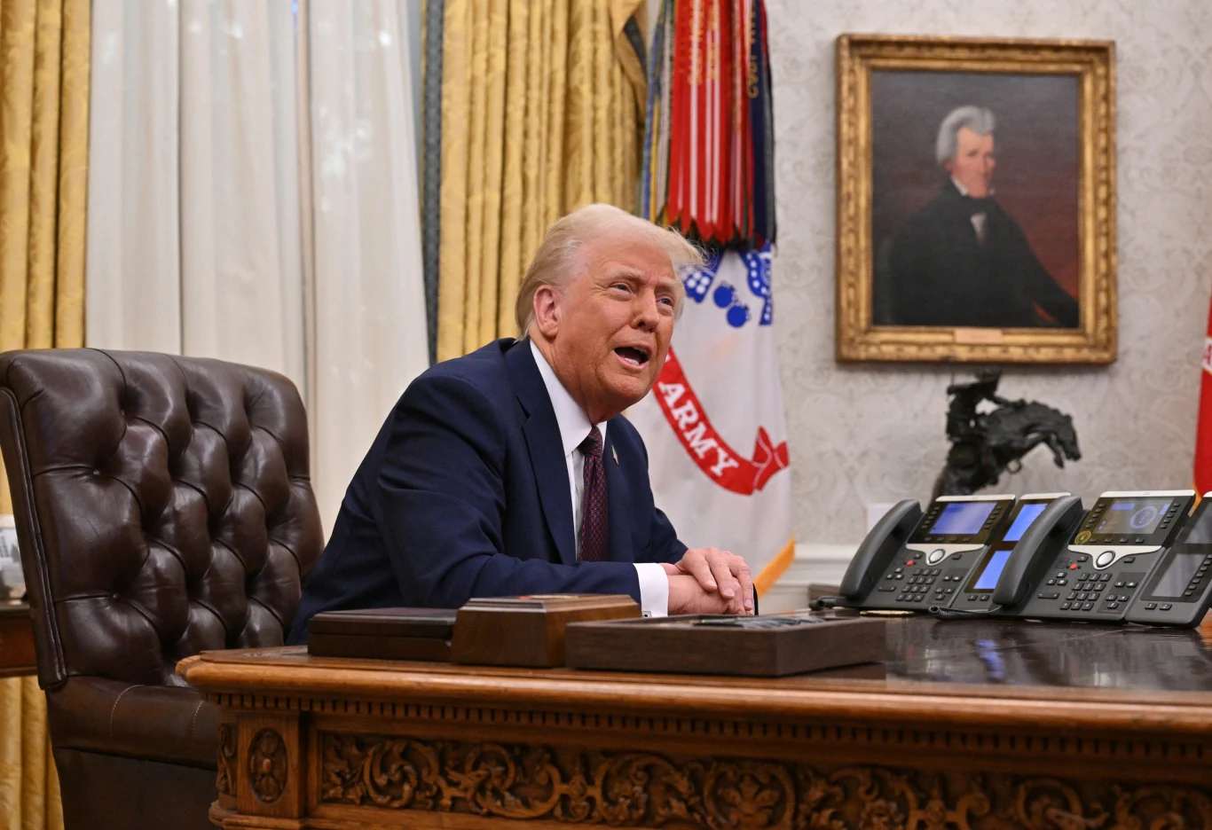 Donald Trump podpisał rozporządzenie nakazujące budowę "Żelaznej Kopuły" dla USA Donald Trump podpisał rozporządzenie nakazujące budowę "Żelaznej Kopuły" dla USA