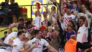 Radość Chorwatów - po szalonym meczu wygrali z Węgrami walkę o półfinał mistrzostw świata